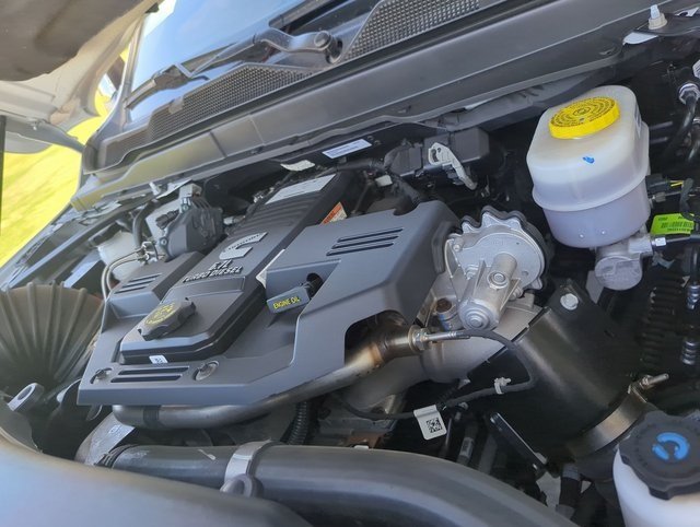 Gallery image 12 for 2024 Chevrolet Silverado 2500HD LT